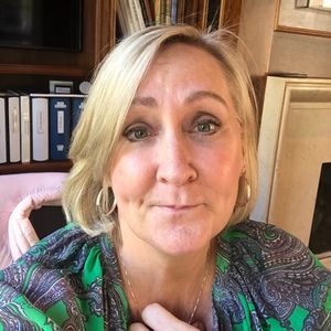 Meet your Posher, Rhonda